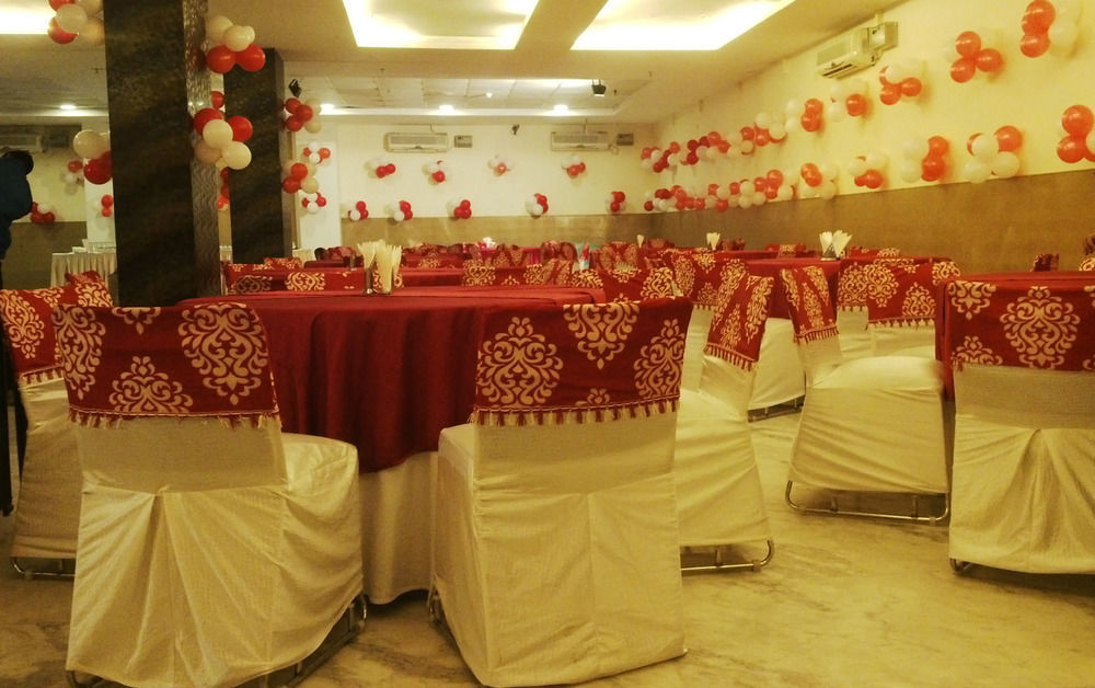 Red Carpet Hotels Noida Zewnętrze zdjęcie