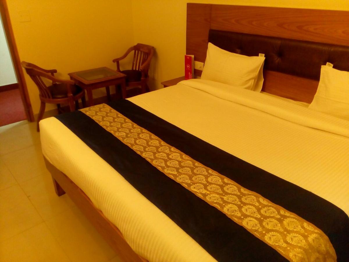 Red Carpet Hotels Noida Zewnętrze zdjęcie