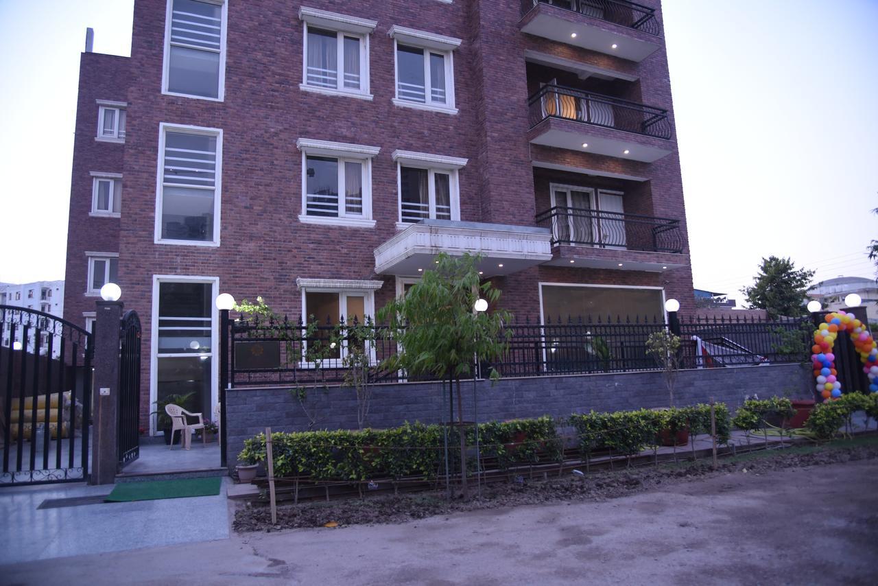 Red Carpet Hotels Noida Zewnętrze zdjęcie